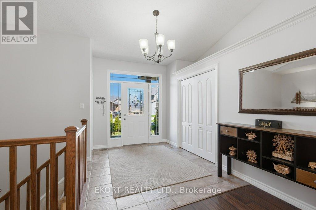 12 Hunter Place, Belleville, Ontario  K8P 0A2 - Photo 3 - X13051634