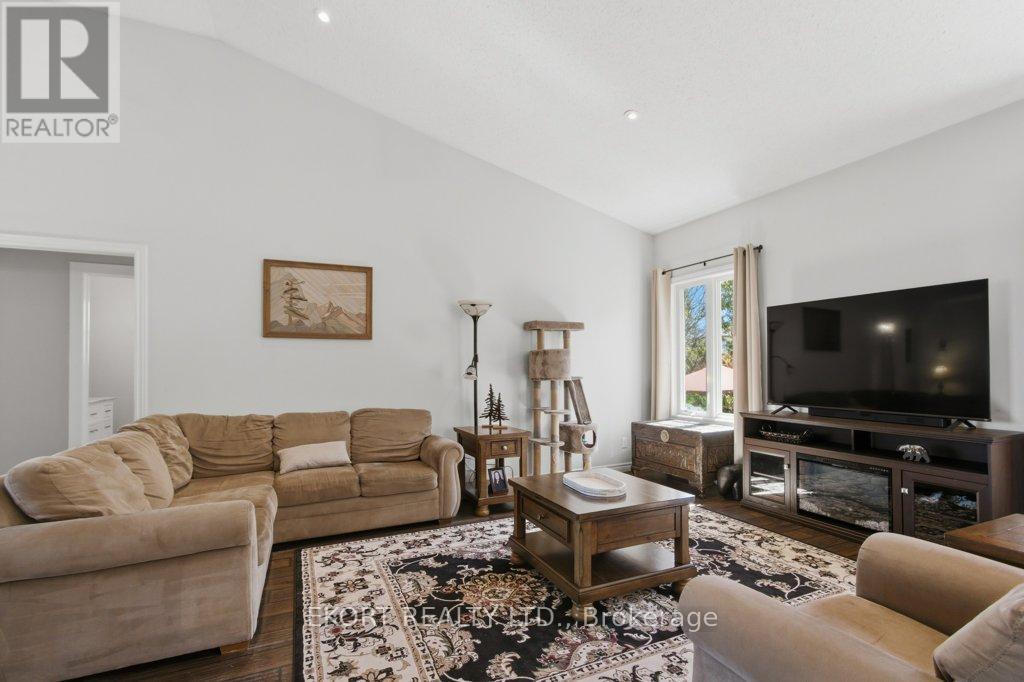 12 Hunter Place, Belleville, Ontario  K8P 0A2 - Photo 6 - X13051634