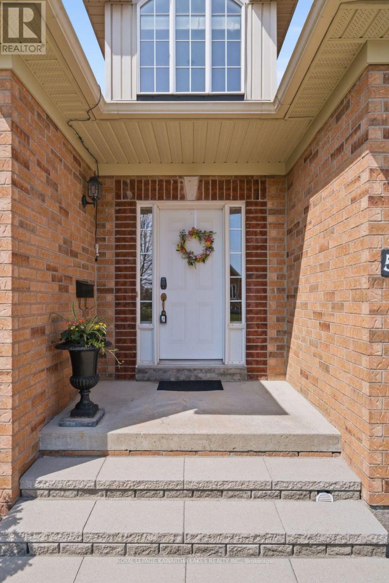 59 Ellis Crescent, Kawartha Lakes, Ontario  K9V 0A5 - Photo 8 - X13051722