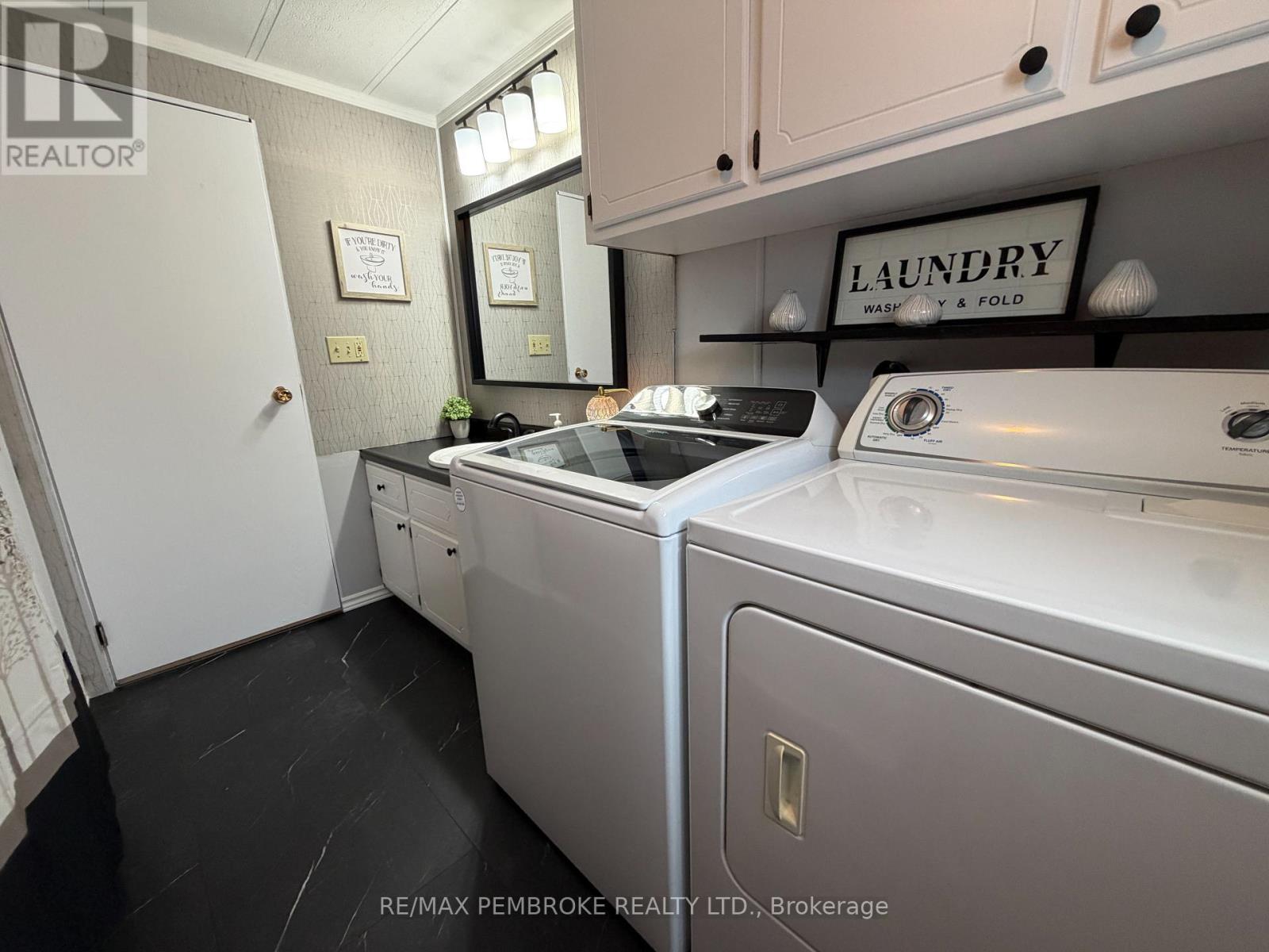 103 Pinehurst Estates, Petawawa, Ontario  K8H 2H2 - Photo 19 - X12905276