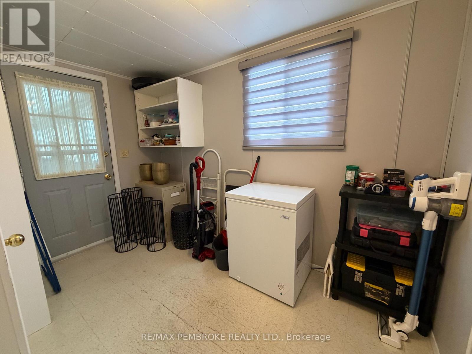 103 Pinehurst Estates, Petawawa, Ontario  K8H 2H2 - Photo 20 - X12905276