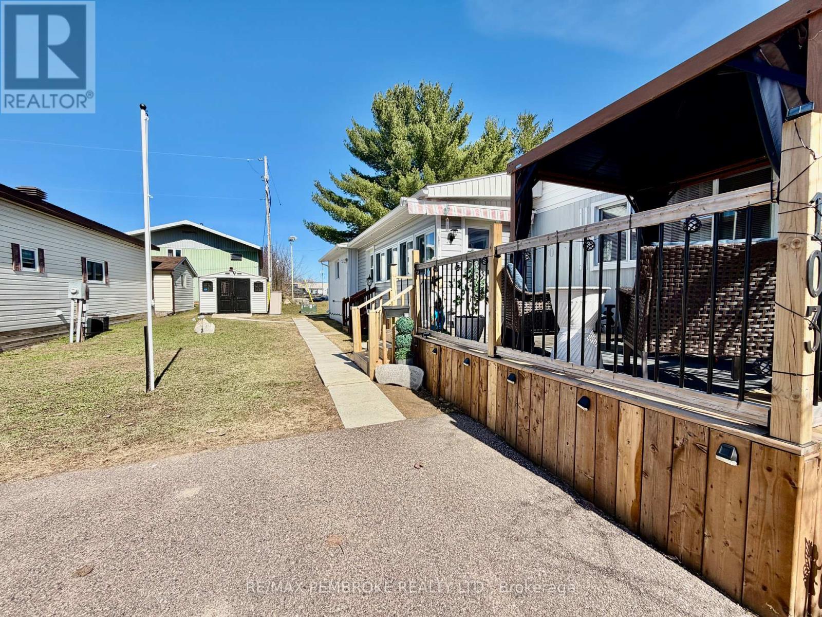 103 Pinehurst Estates, Petawawa, Ontario  K8H 2H2 - Photo 24 - X12905276