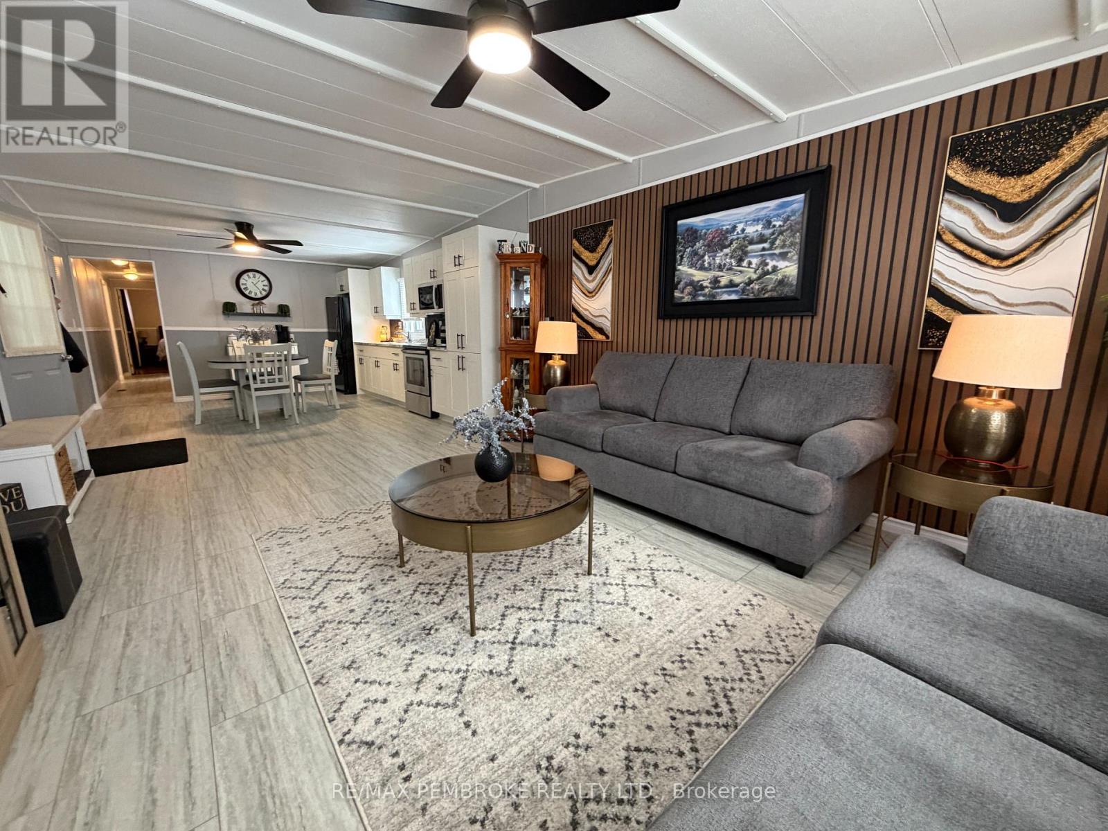 103 Pinehurst Estates, Petawawa, Ontario  K8H 2H2 - Photo 7 - X12905276