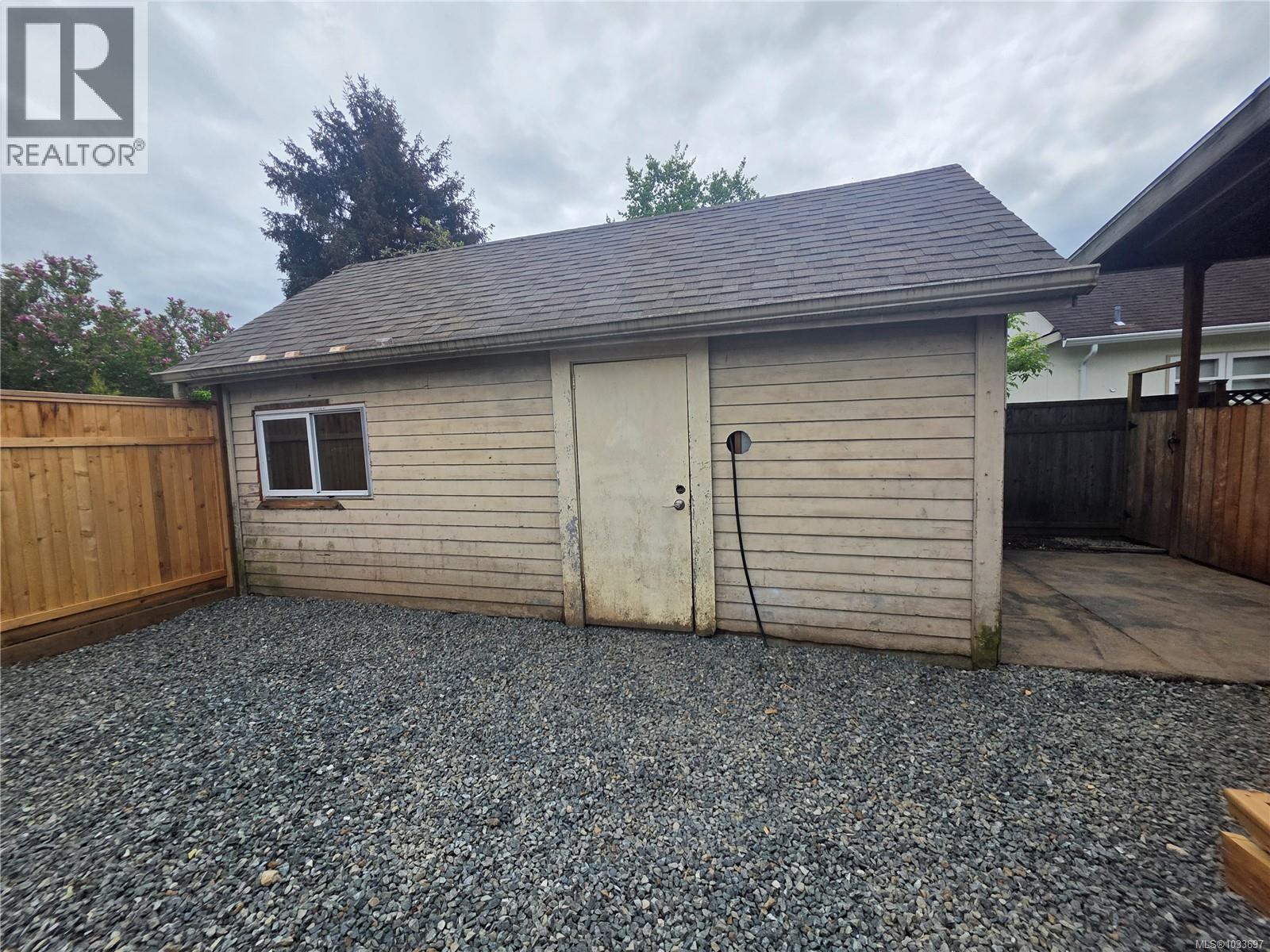 4883 Elizabeth St, Port Alberni, British Columbia  V9Y 6M3 - Photo 10 - 1033697