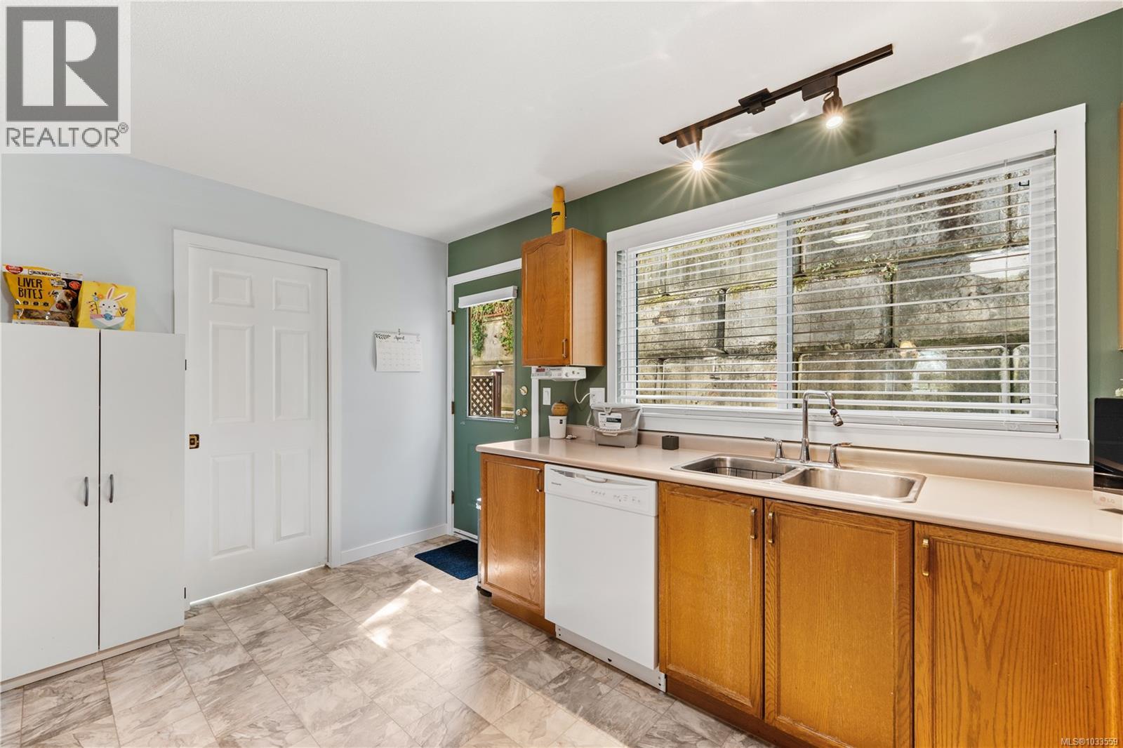 3 1663 Dufferin Cres, Nanaimo, British Columbia  V9S 5T4 - Photo 12 - 1033559