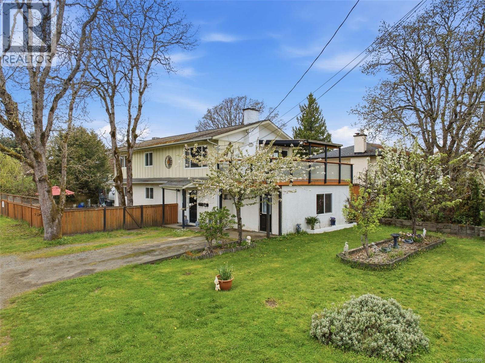 2844 Rita Rd, Langford, British Columbia  V9B 4A1 - Photo 2 - 1032686