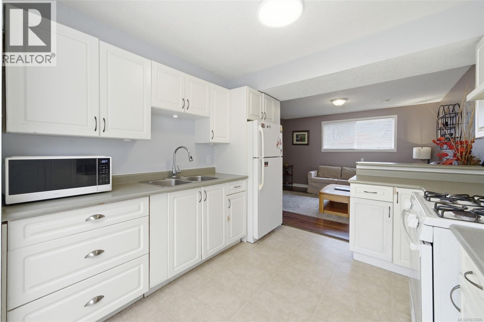 2844 Rita Rd, Langford, British Columbia  V9B 4A1 - Photo 22 - 1032686