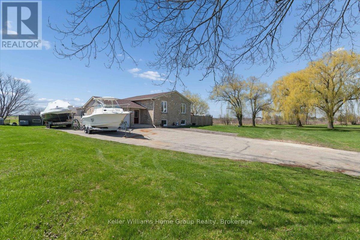 1211 Old 8 Highway, Hamilton, Ontario  L9H 5E1 - Photo 2 - X13051502