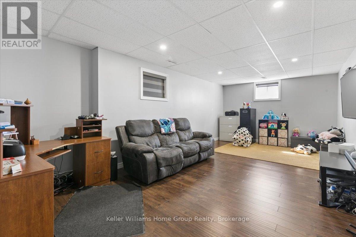 1211 Old 8 Highway, Hamilton, Ontario  L9H 5E1 - Photo 27 - X13051502