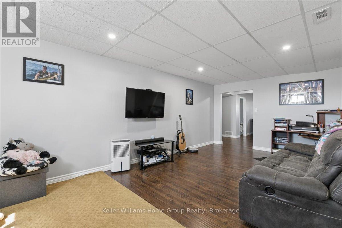 1211 Old 8 Highway, Hamilton, Ontario  L9H 5E1 - Photo 28 - X13051502