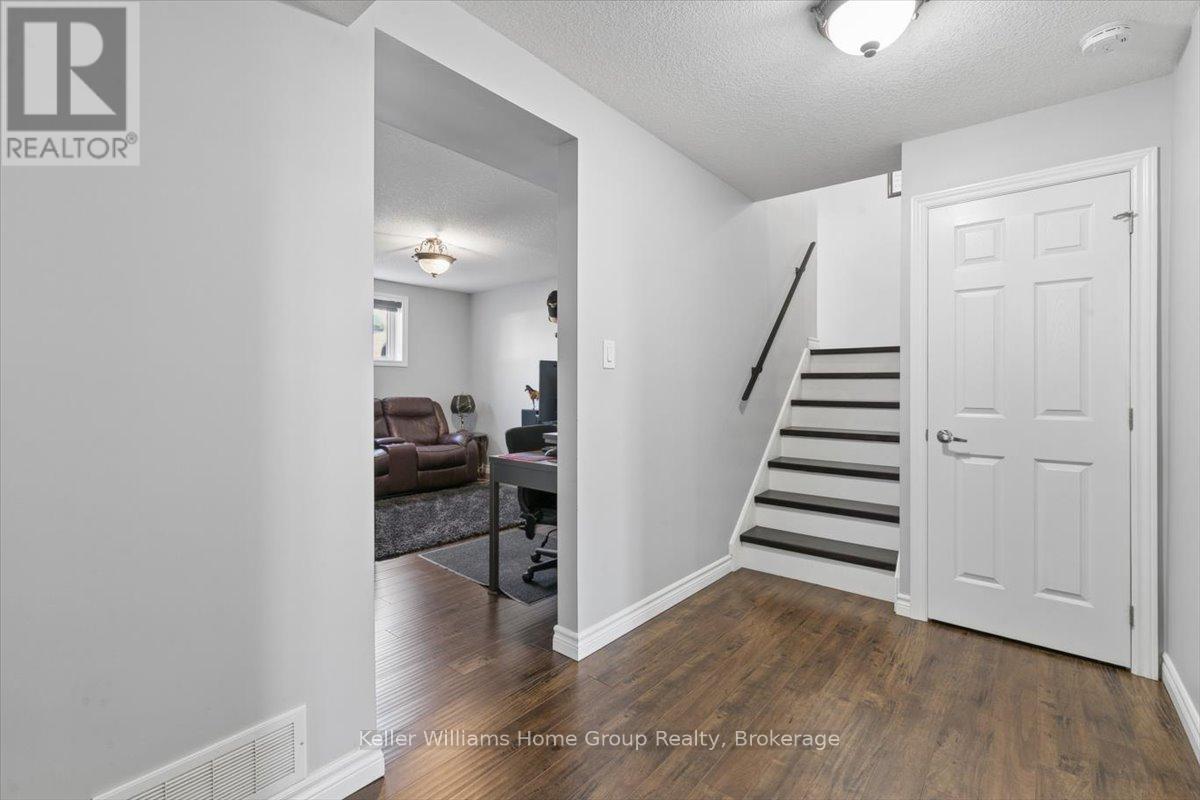 1211 Old 8 Highway, Hamilton, Ontario  L9H 5E1 - Photo 29 - X13051502