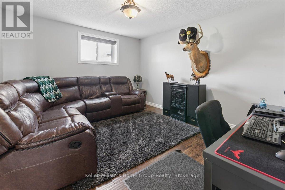 1211 Old 8 Highway, Hamilton, Ontario  L9H 5E1 - Photo 30 - X13051502