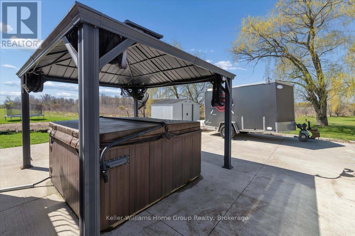 1211 Old 8 Highway, Hamilton, Ontario  L9H 5E1 - Photo 38 - X13051502