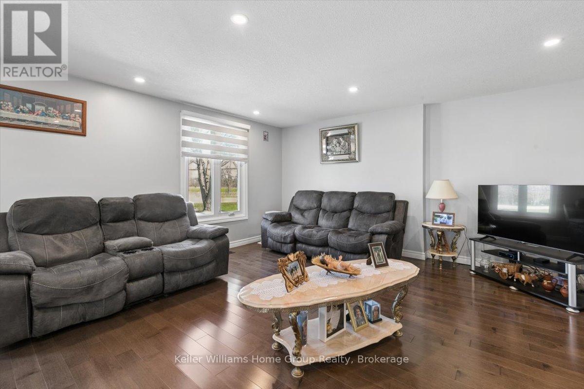 1211 Old 8 Highway, Hamilton, Ontario  L9H 5E1 - Photo 8 - X13051502