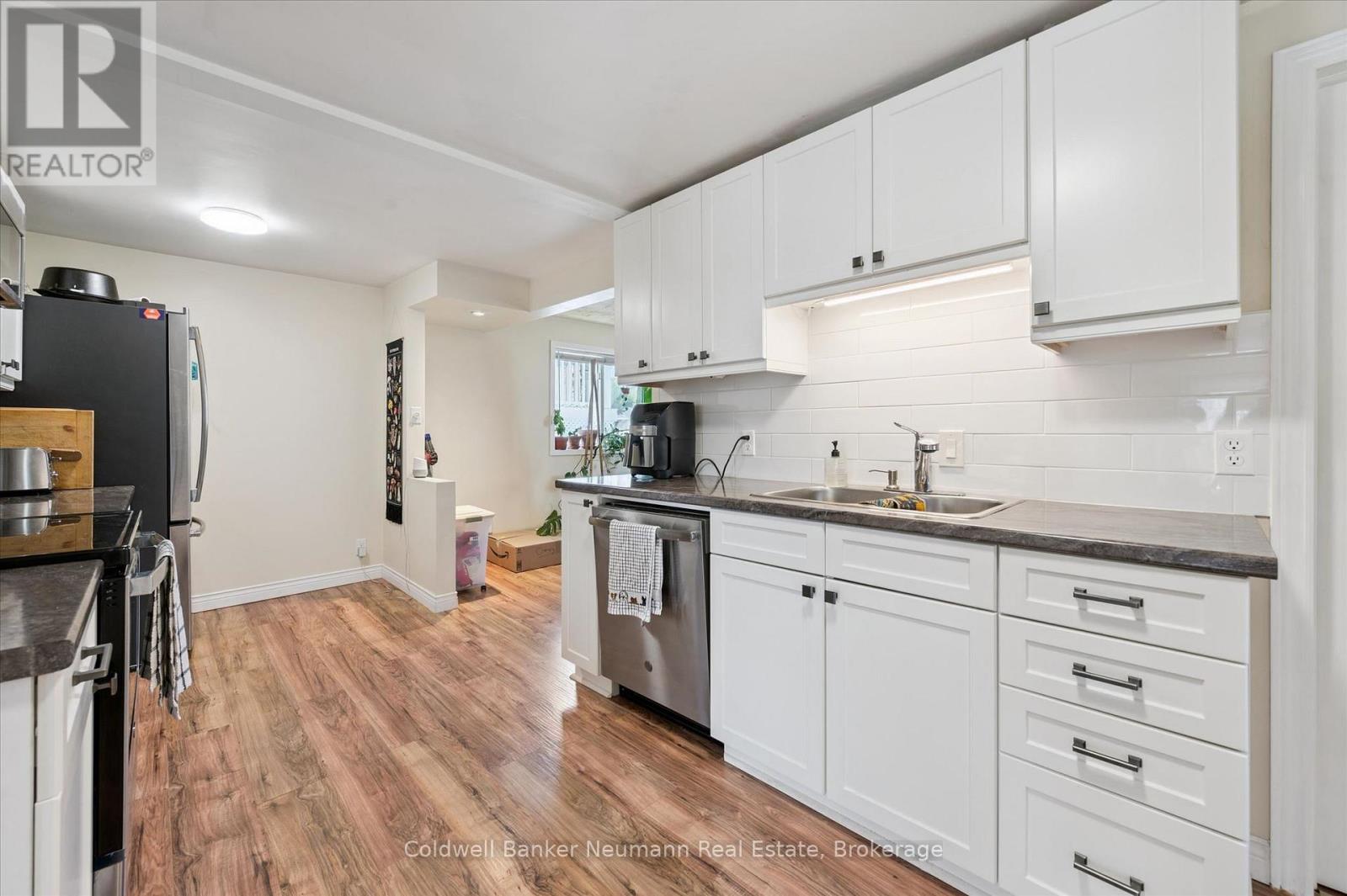 161 Grange Street, Guelph, Ontario  N1E 2V7 - Photo 5 - X13051714