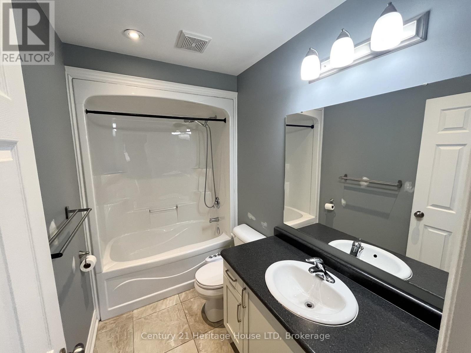 3 - 63 Pine Street N, Thorold, Ontario  L2V 2P2 - Photo 18 - X13051790