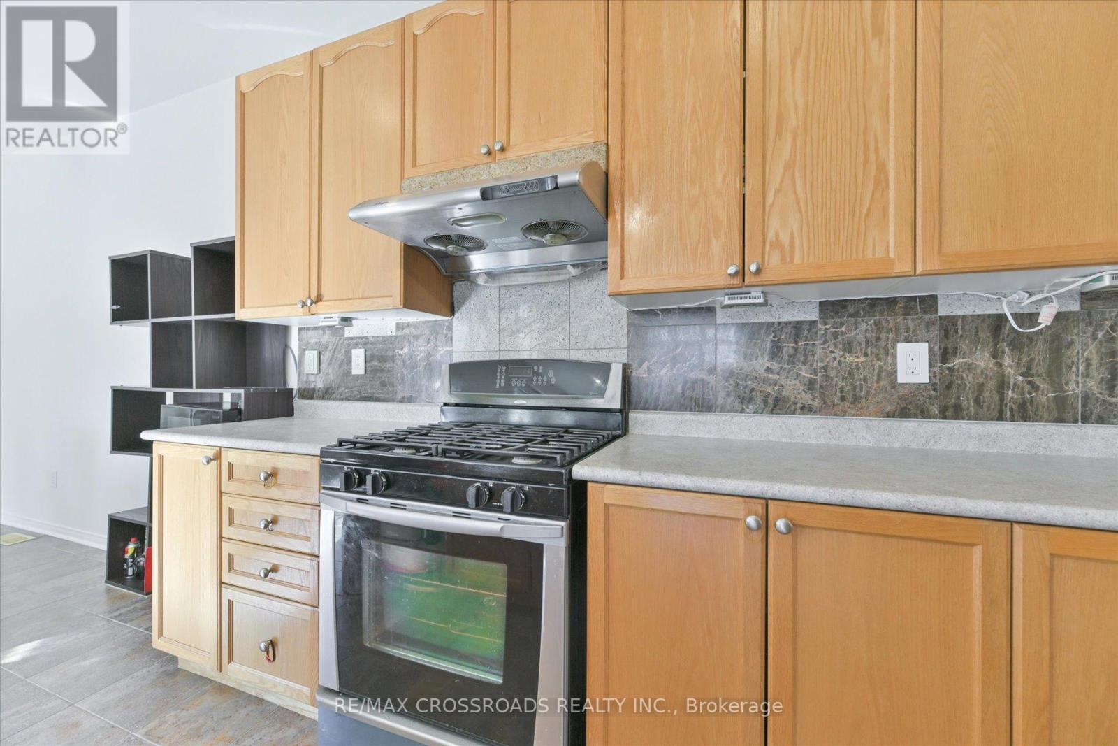 76 Shady Oaks Avenue, Markham, Ontario  L6B 0J6 - Photo 12 - N13051650