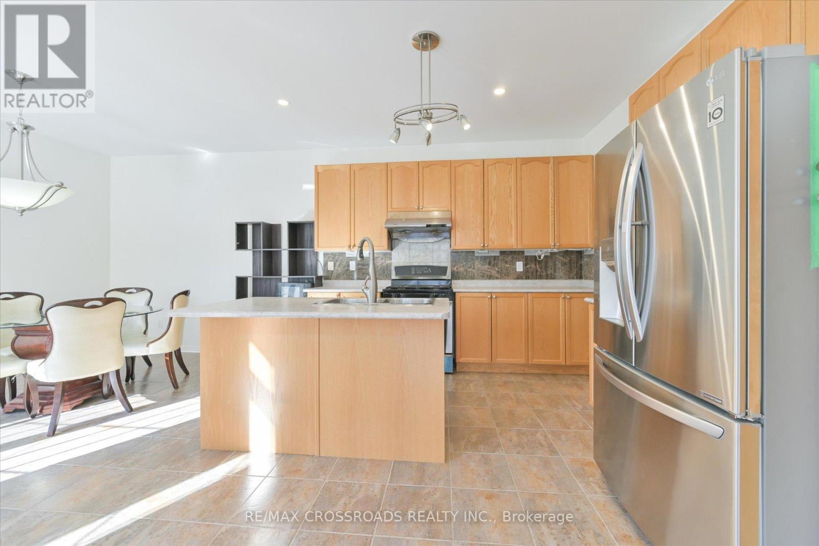 76 Shady Oaks Avenue, Markham, Ontario  L6B 0J6 - Photo 13 - N13051650