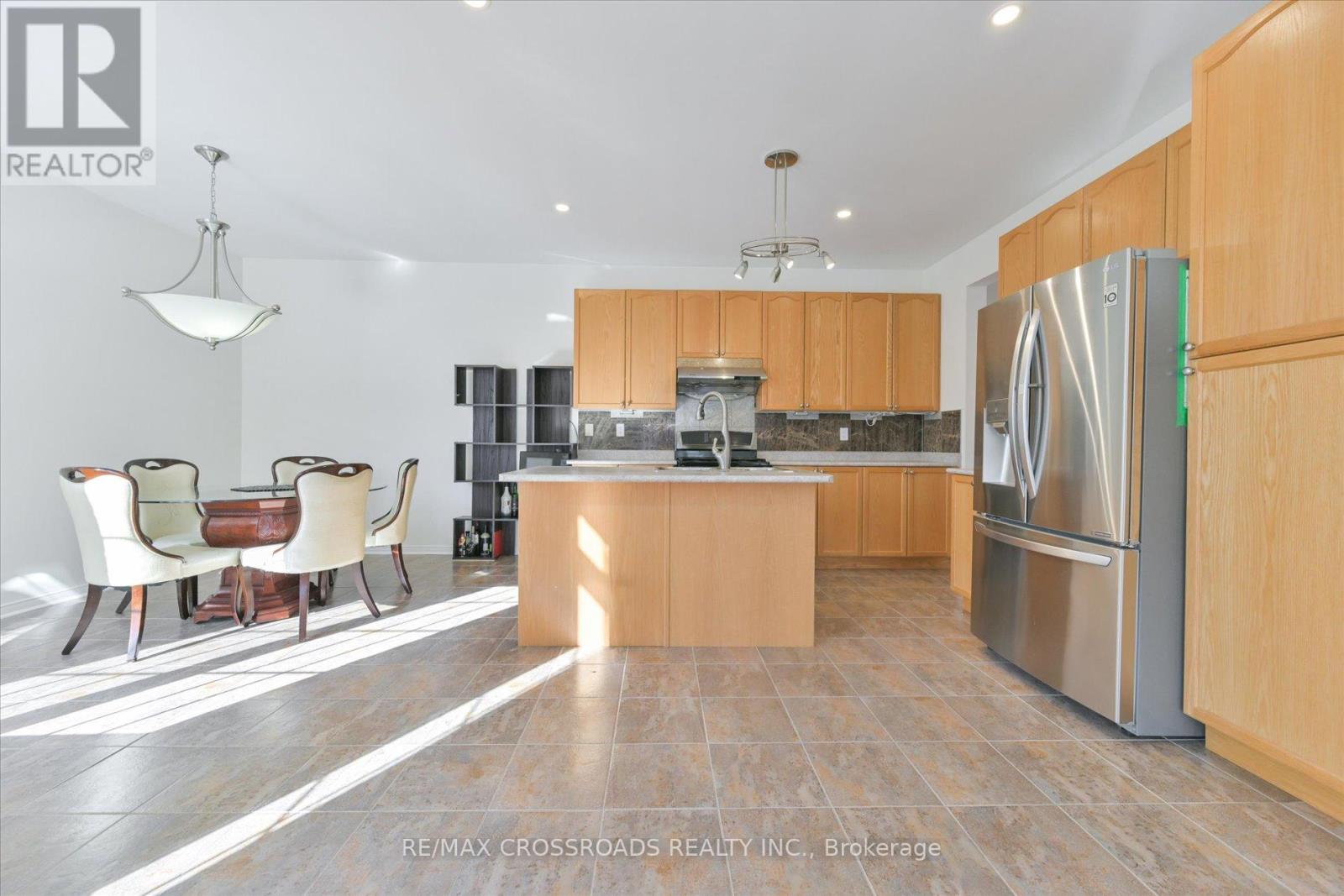 76 Shady Oaks Avenue, Markham, Ontario  L6B 0J6 - Photo 8 - N13051650