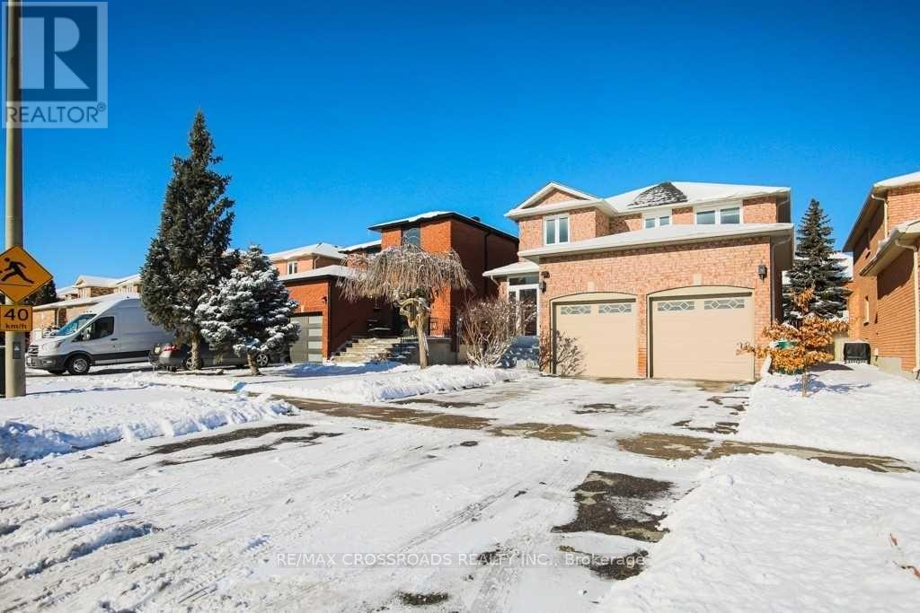 87 WOODRIVER STREET, richmond hill (devonsleigh), Ontario