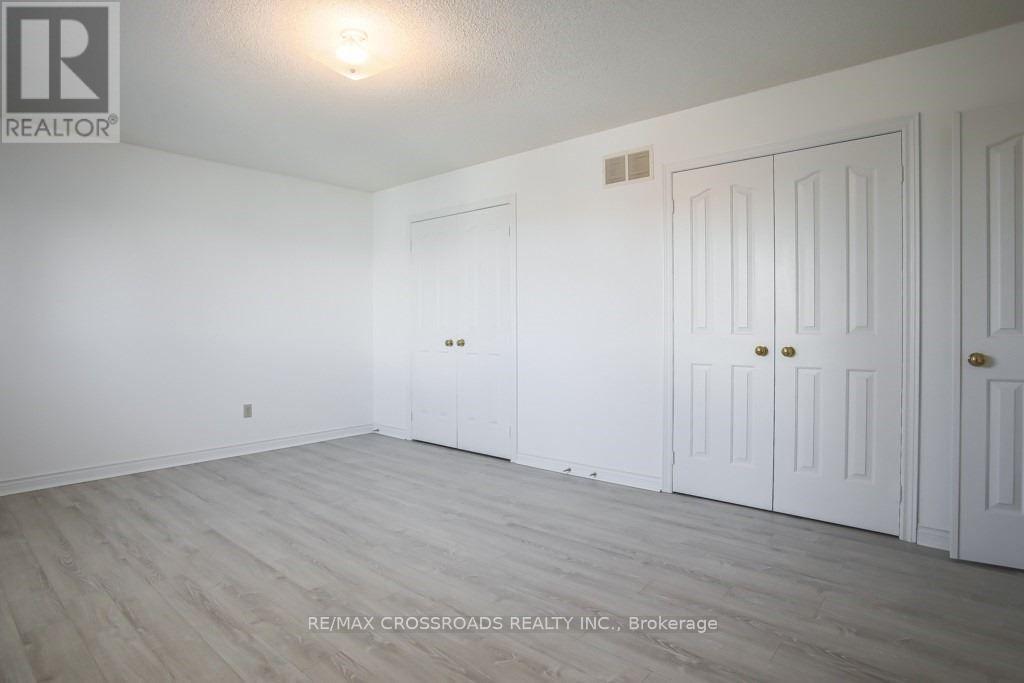 87 Woodriver Street, Richmond Hill, Ontario  L4S 1H6 - Photo 16 - N13051664