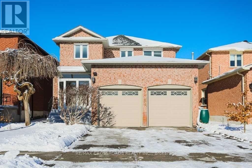 87 Woodriver Street, Richmond Hill, Ontario  L4S 1H6 - Photo 2 - N13051664