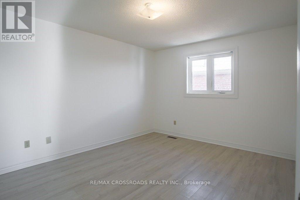 87 Woodriver Street, Richmond Hill, Ontario  L4S 1H6 - Photo 22 - N13051664