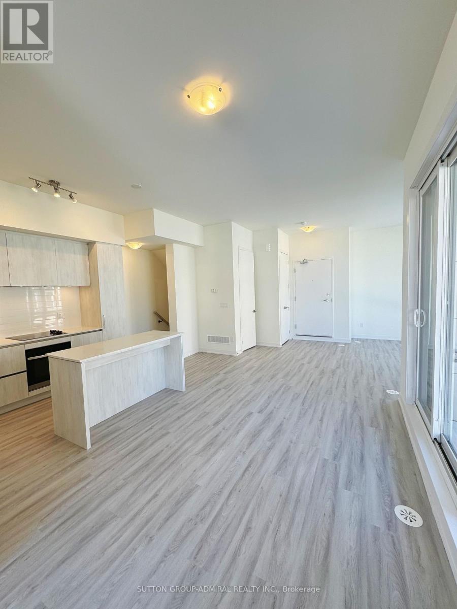 1412 - 15 David Eyer Road, Richmond Hill, Ontario  L4S 0N2 - Photo 2 - N13051682