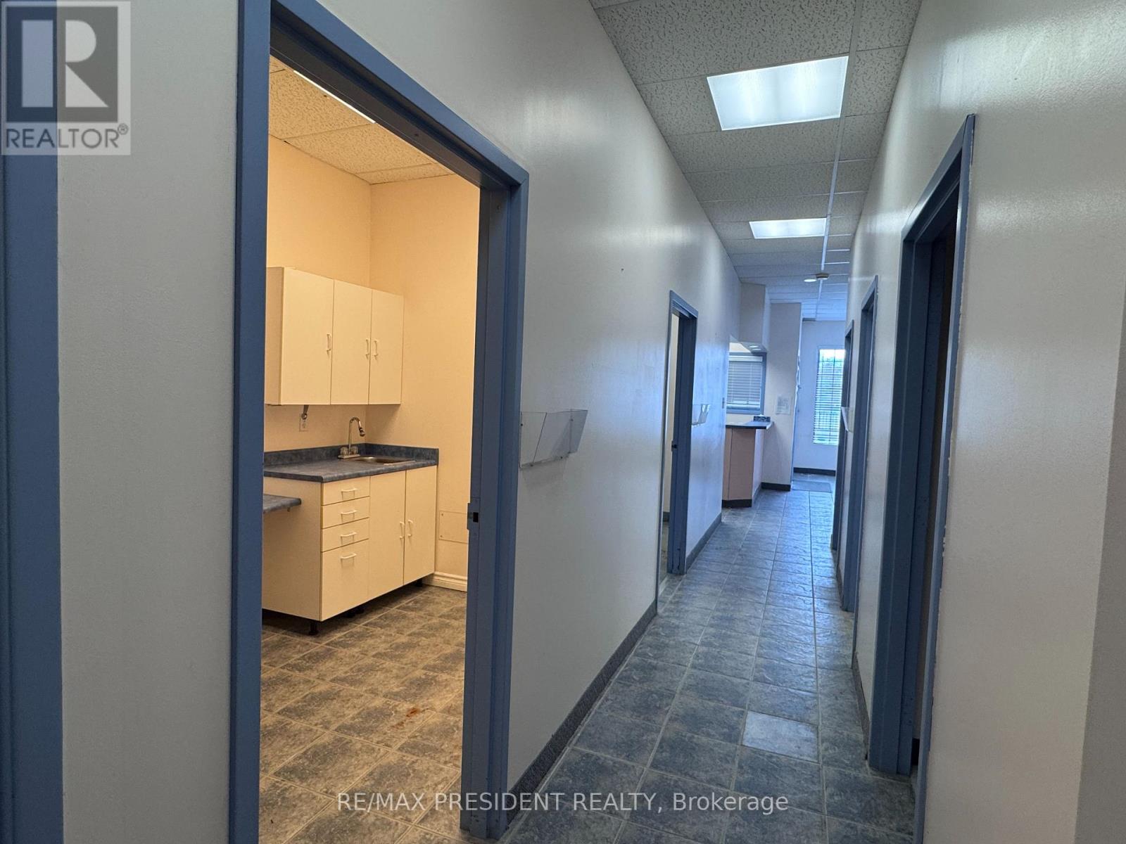 6 - 200 Davis Drive, Newmarket, Ontario  L3Y 2N4 - Photo 12 - N13051732