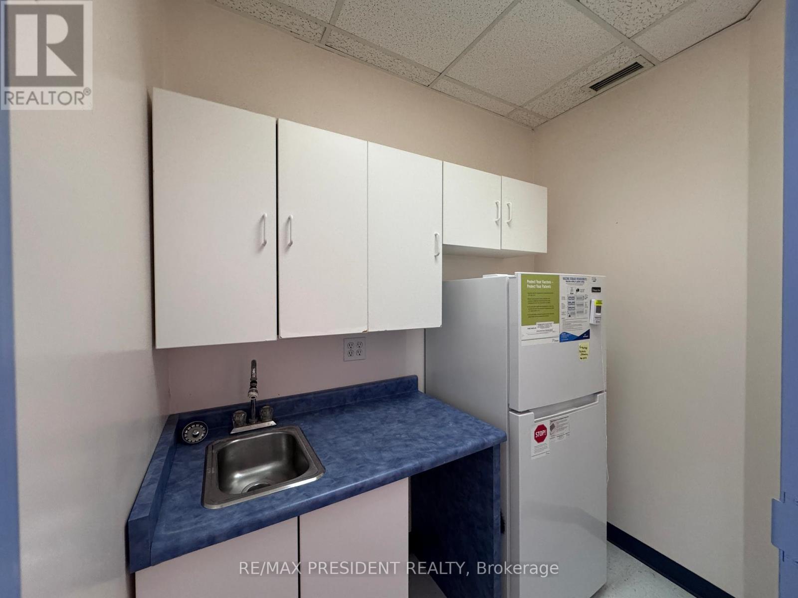 6 - 200 Davis Drive, Newmarket, Ontario  L3Y 2N4 - Photo 13 - N13051732