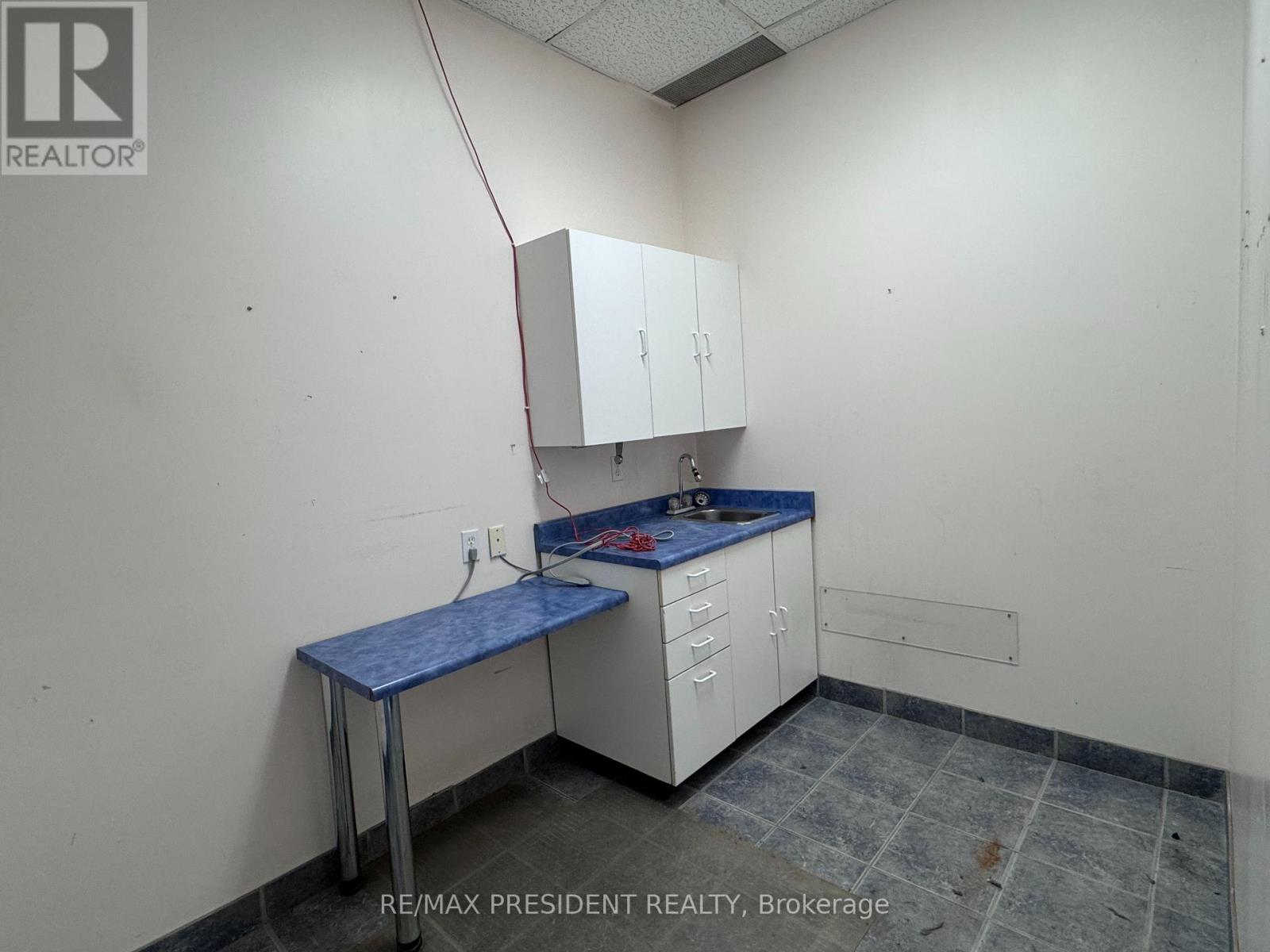 6 - 200 Davis Drive, Newmarket, Ontario  L3Y 2N4 - Photo 14 - N13051732