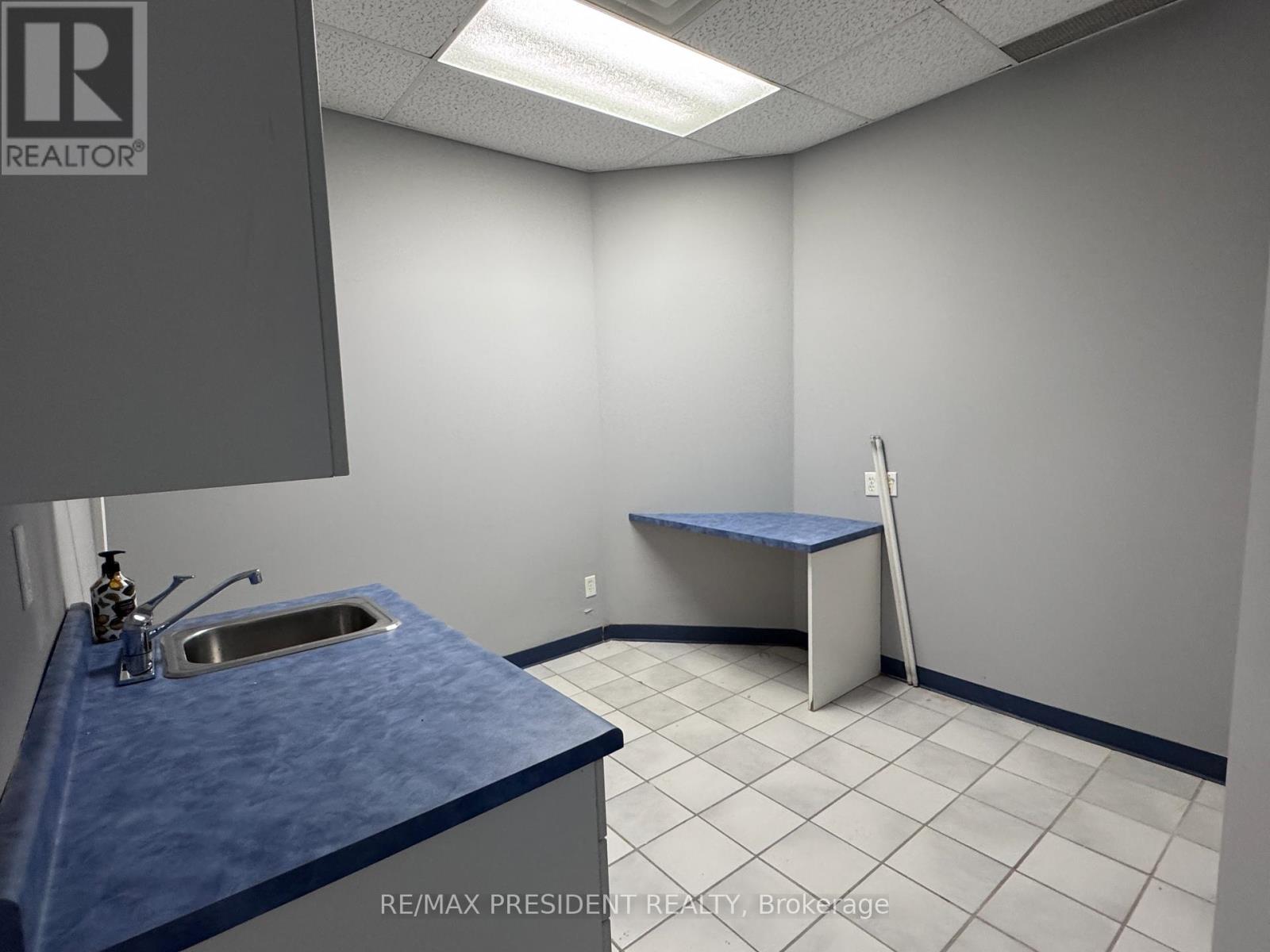 6 - 200 Davis Drive, Newmarket, Ontario  L3Y 2N4 - Photo 19 - N13051732