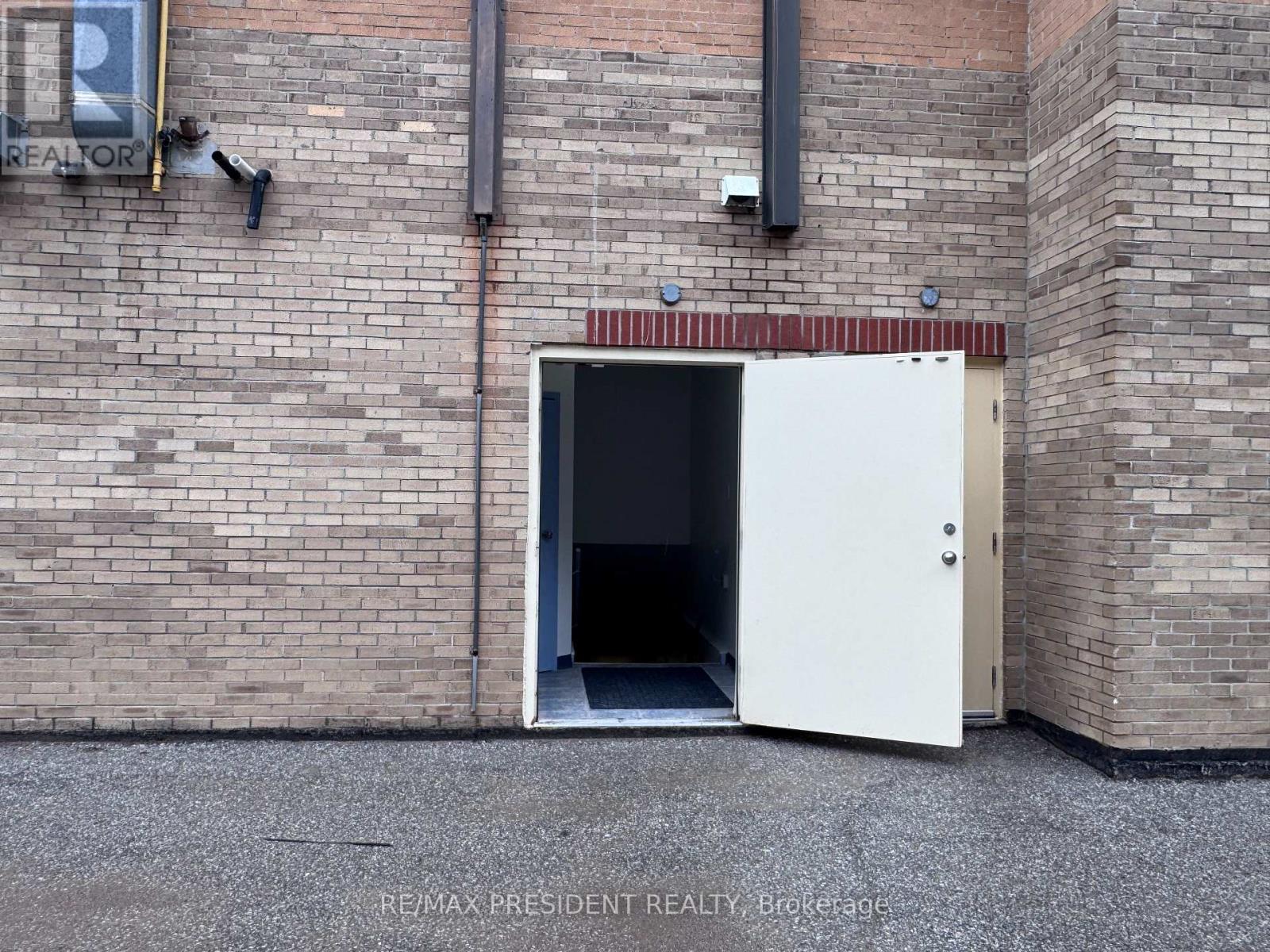 6 - 200 Davis Drive, Newmarket, Ontario  L3Y 2N4 - Photo 37 - N13051732