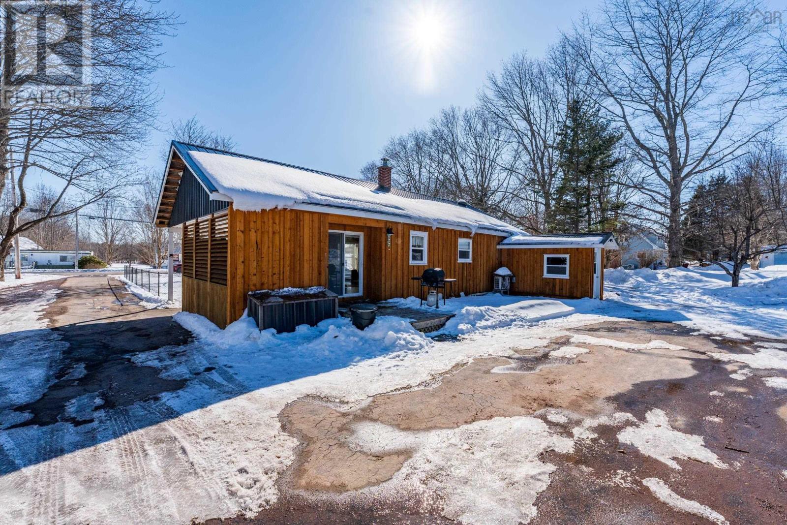 31 Pleasant Street, Melvern Square, Nova Scotia  B0P 1R0 - Photo 4 - 202604864