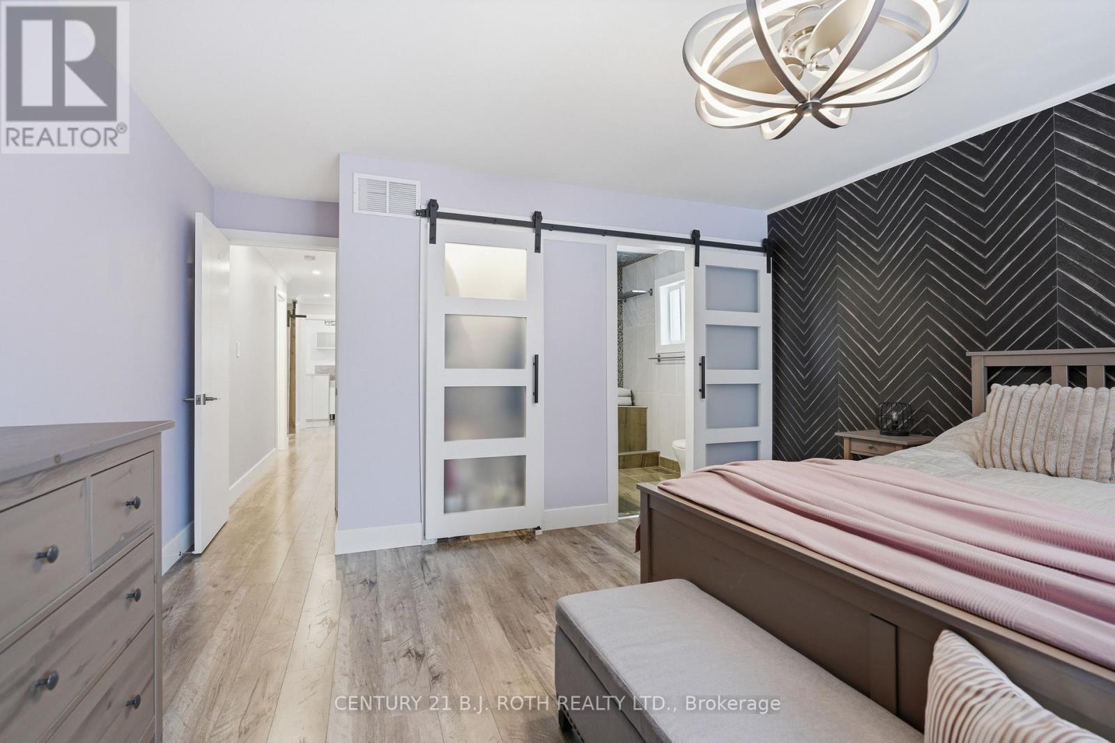 64 Royal Beech Drive, Wasaga Beach, Ontario  L9Z 1H3 - Photo 18 - S13051704