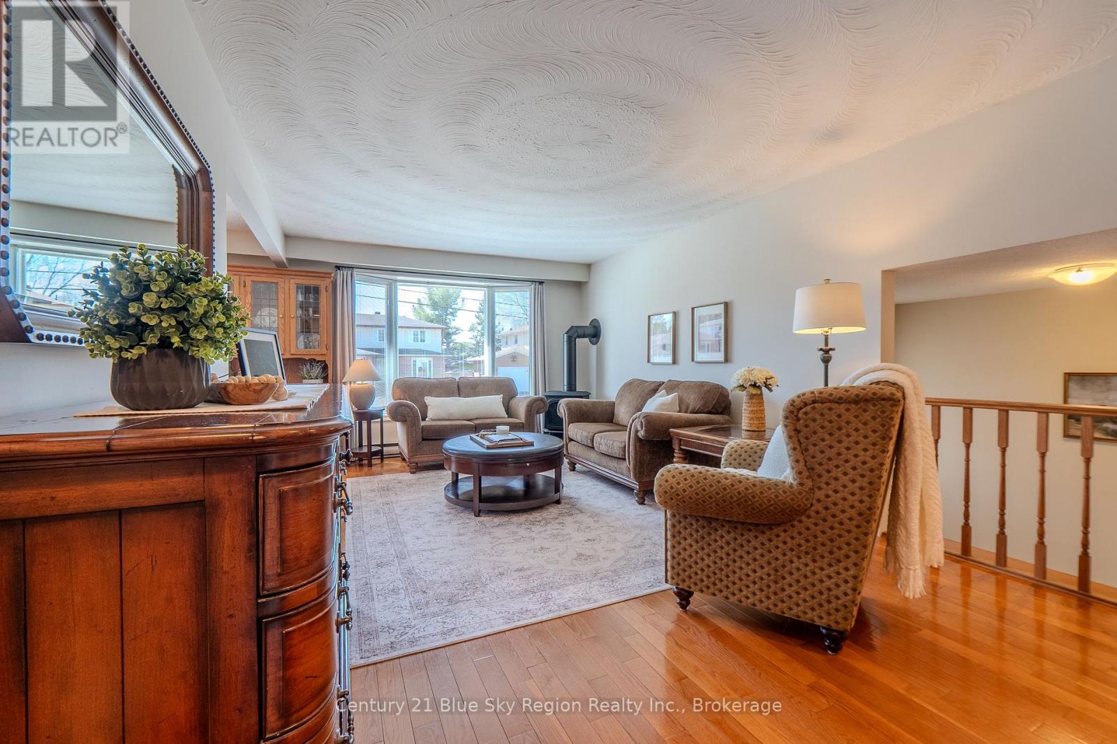 14 Sable Crescent, North Bay, Ontario  P1A 3X7 - Photo 4 - X13051886