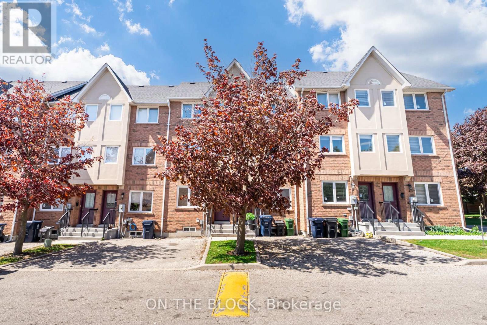 4 - 224 ROSEMOUNT AVENUE, Toronto, Ontario