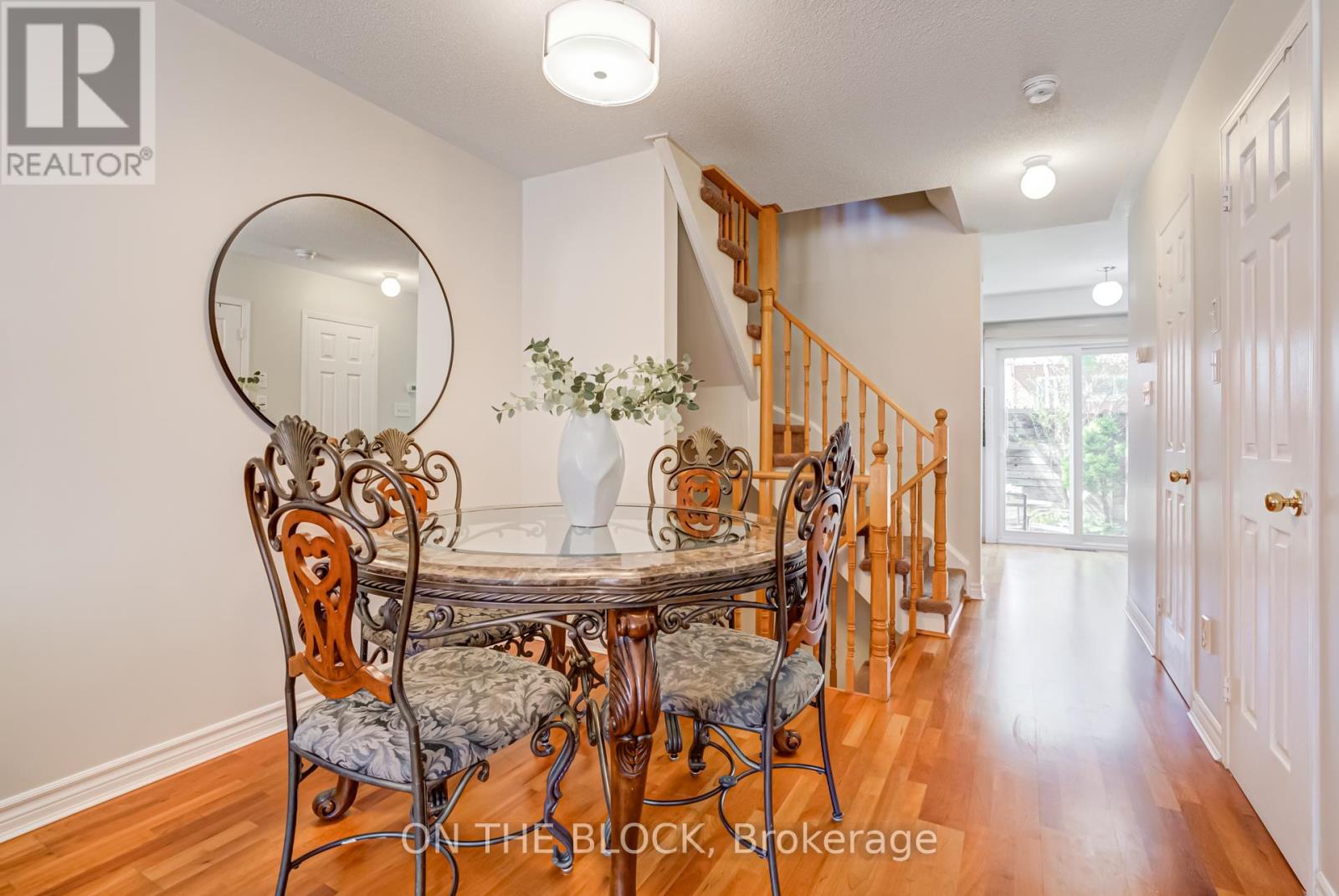 4 - 224 Rosemount Avenue, Toronto, Ontario  M9N 1M8 - Photo 8 - W13051602