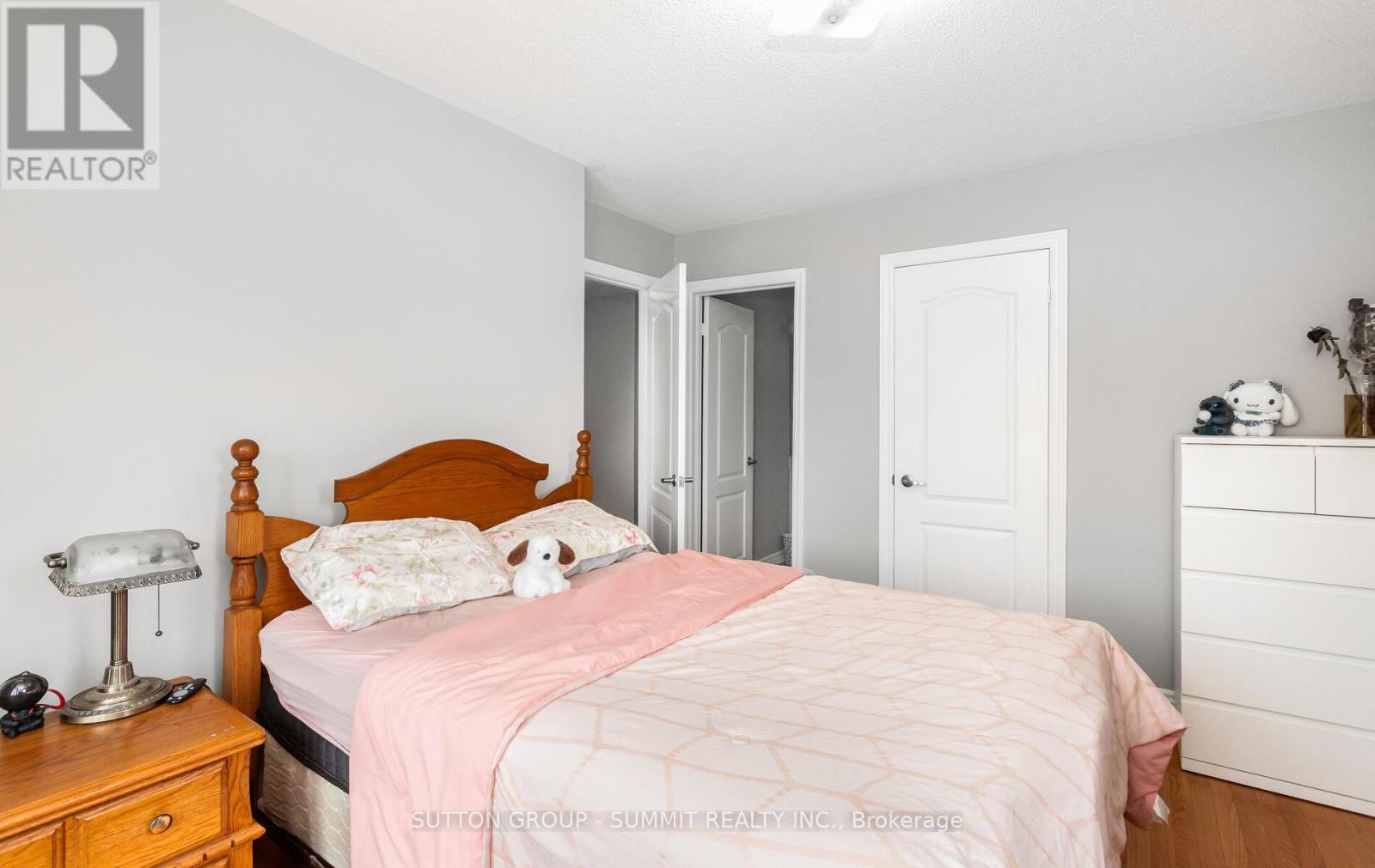 10 Elmcrest Drive, Brampton, Ontario  L6Y 5T7 - Photo 16 - W13051630