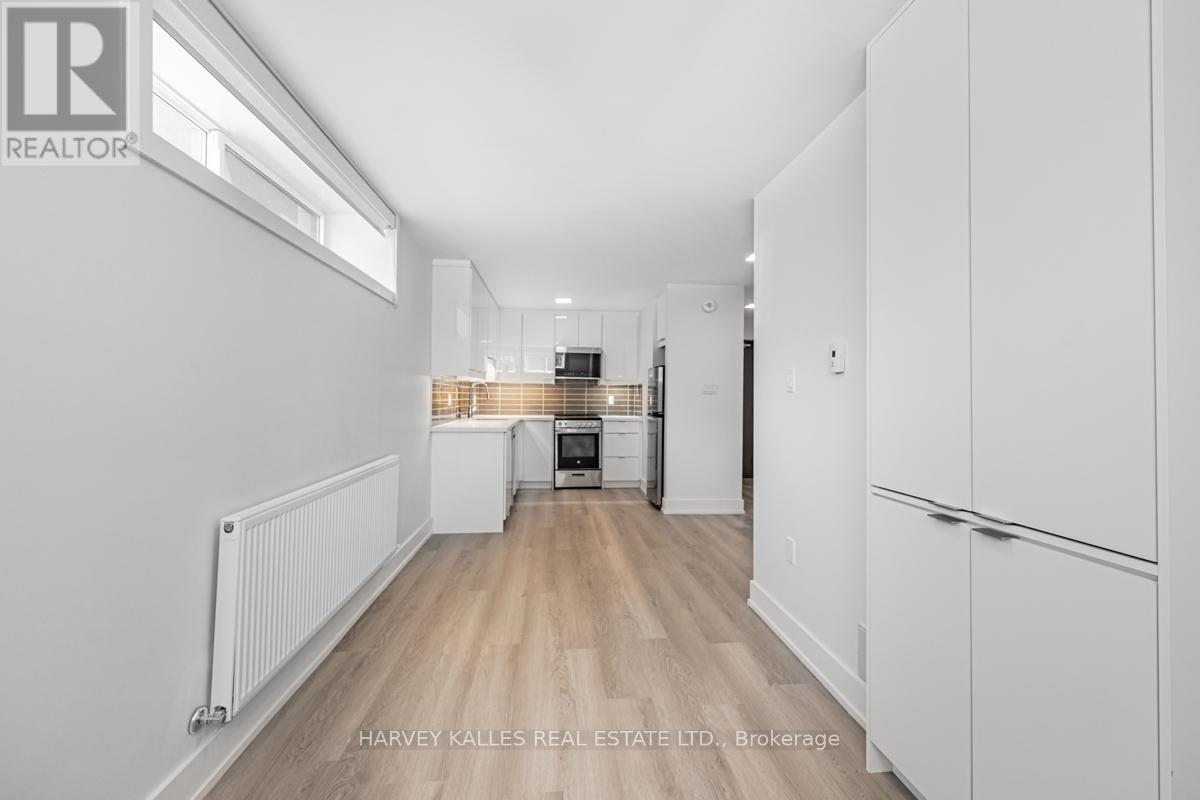 18 Cavell Avenue, Toronto, Ontario  M8V 1P2 - Photo 16 - W13051700