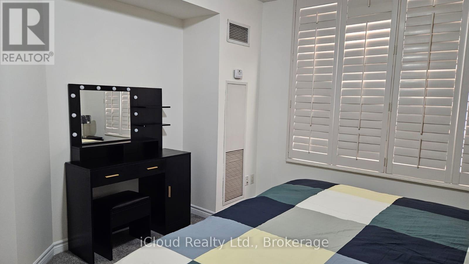 2330 - 3888 Duke Of York Boulevard, Mississauga, Ontario  L5B 4P5 - Photo 20 - W13051702