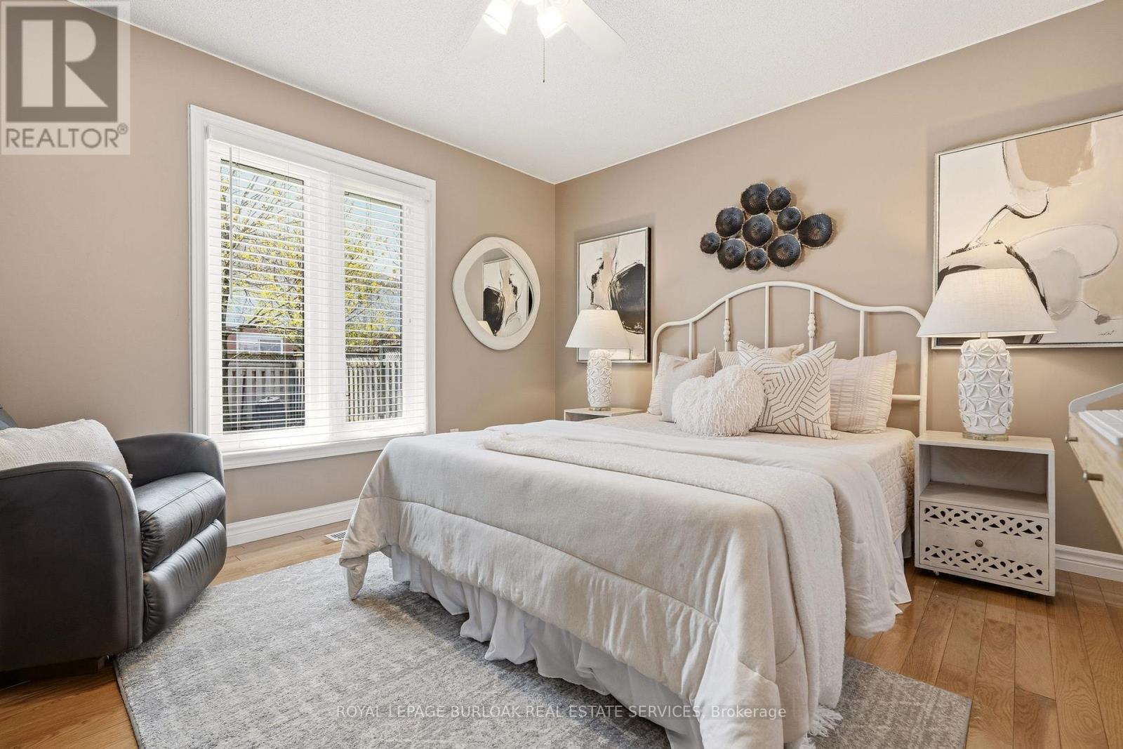 2416 Baxter Crescent, Burlington, Ontario  L7M 4A1 - Photo 11 - W13051748