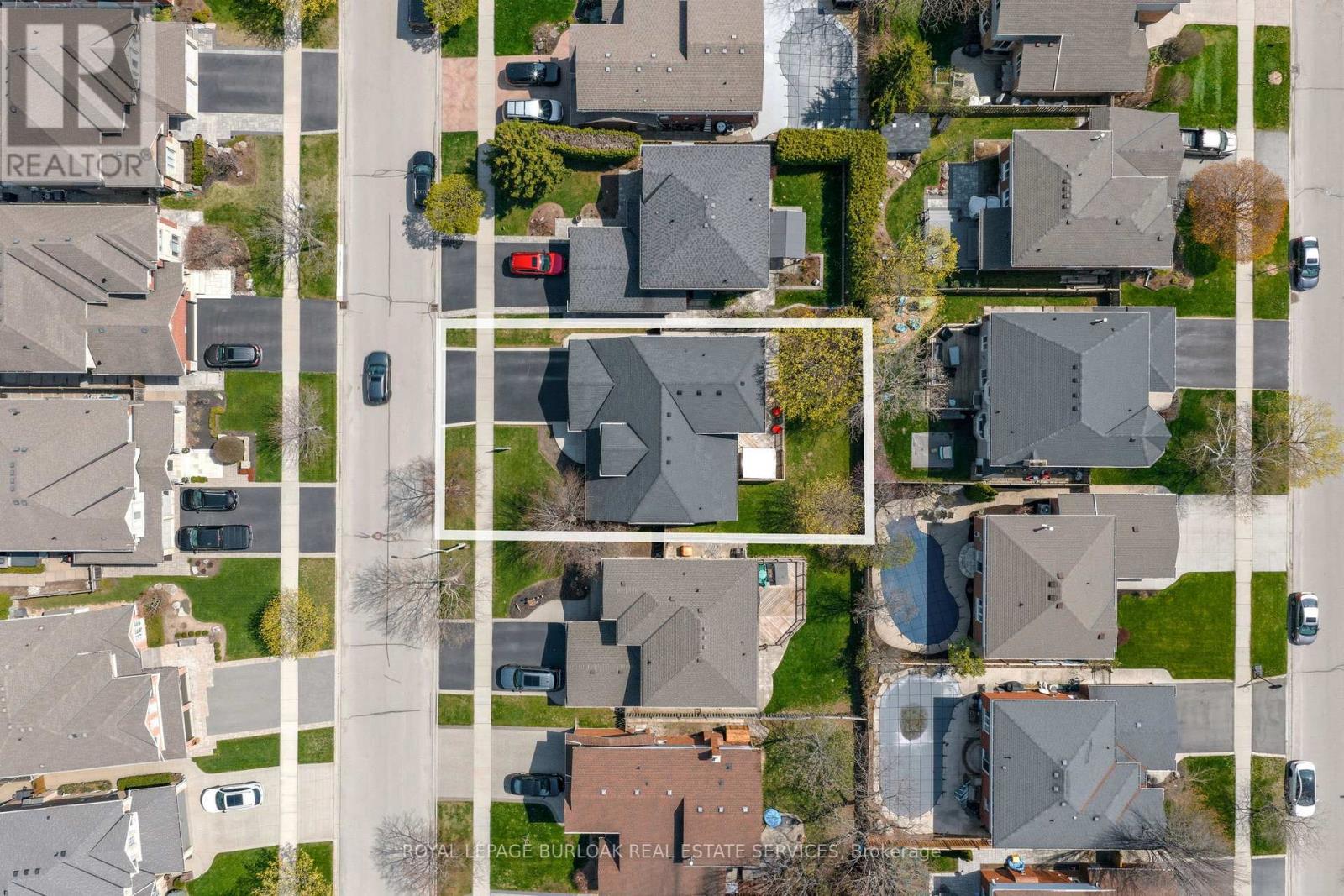 2416 Baxter Crescent, Burlington, Ontario  L7M 4A1 - Photo 45 - W13051748