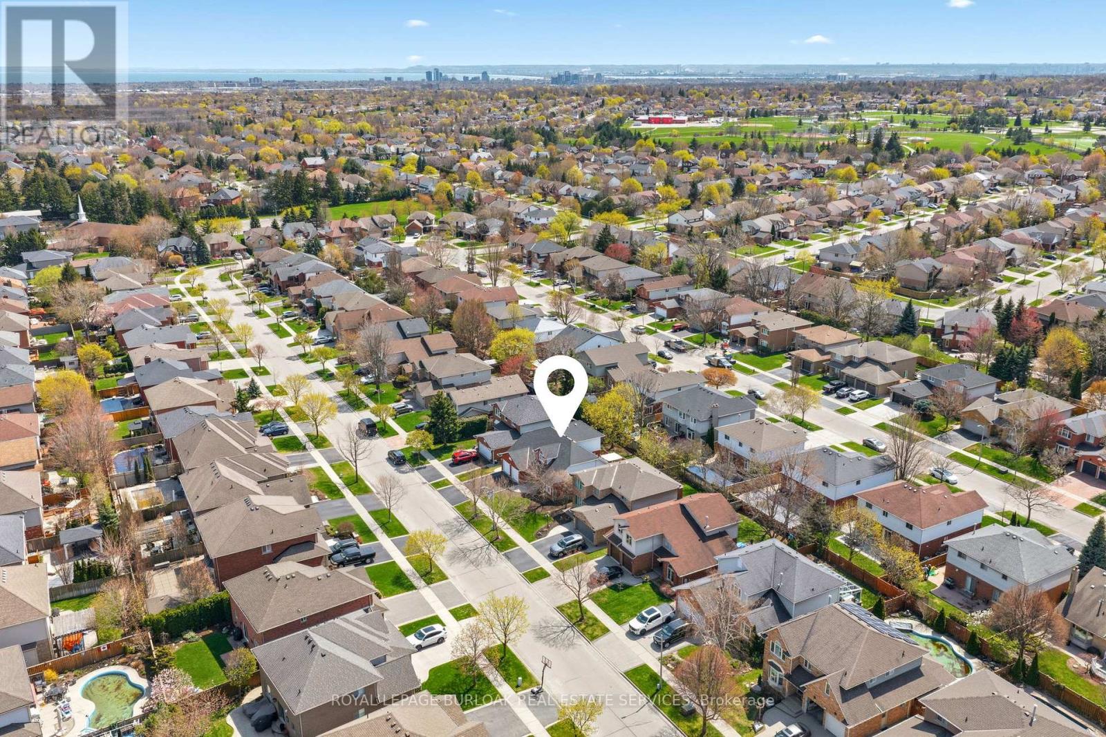 2416 Baxter Crescent, Burlington, Ontario  L7M 4A1 - Photo 47 - W13051748