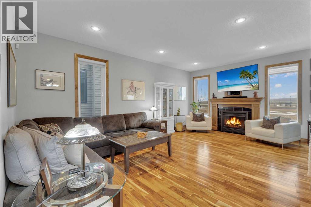 8 Laurel Close, Sylvan Lake, Alberta  T4S 0B3 - Photo 5 - A2295679