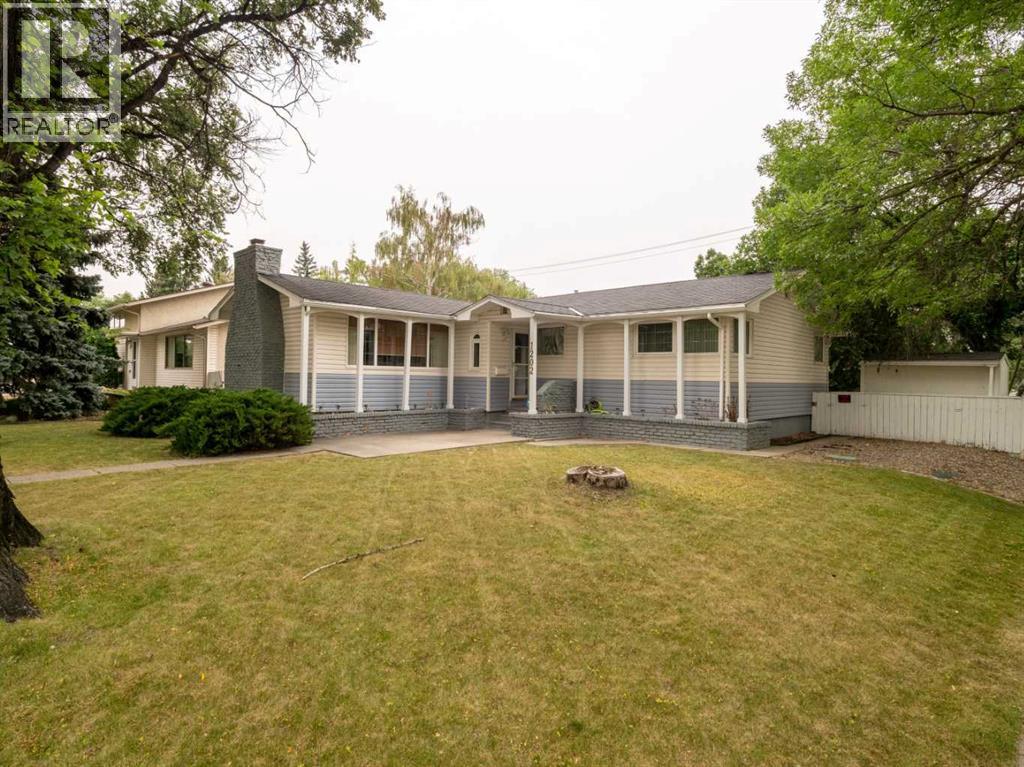 1202 13 Street S, Lethbridge, Alberta  T1K 1S9 - Photo 1 - A2305667