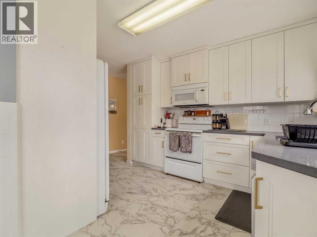 1202 13 Street S, Lethbridge, Alberta  T1K 1S9 - Photo 12 - A2305667