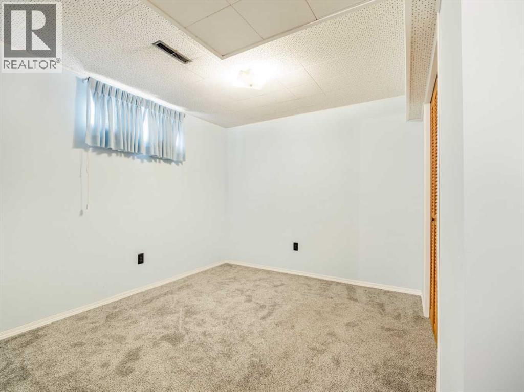 1202 13 Street S, Lethbridge, Alberta  T1K 1S9 - Photo 30 - A2305667