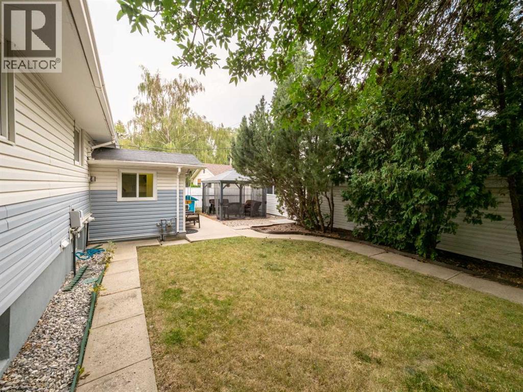 1202 13 Street S, Lethbridge, Alberta  T1K 1S9 - Photo 36 - A2305667