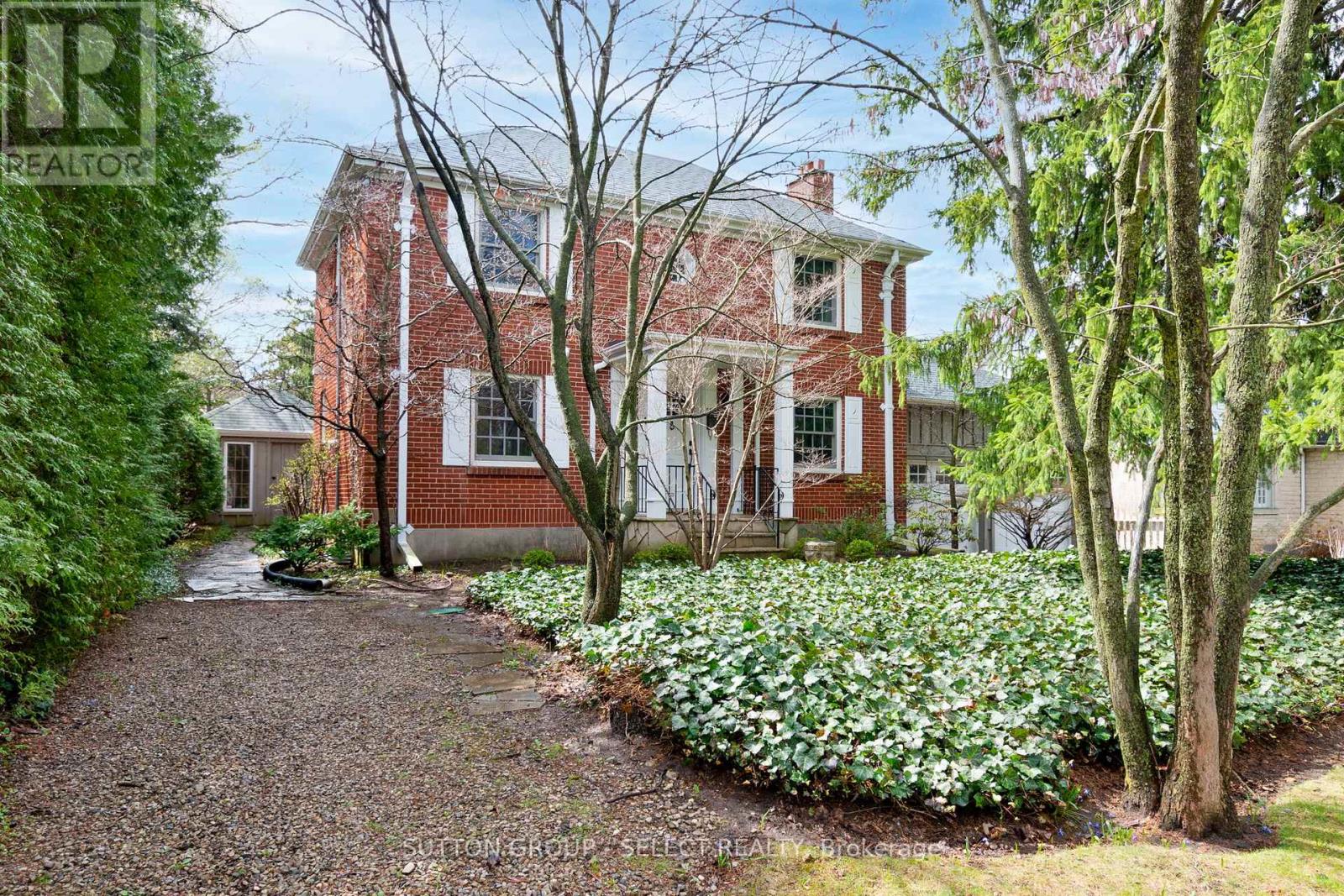 149 IROQUOIS AVENUE, London South, Ontario